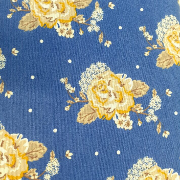 Stuart Hillard, Blue Skies and Nutmeg, Cotton